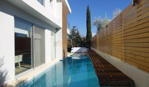 Εξωτερική όψη - Outdoor view